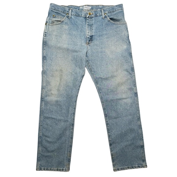 Wrangler Premium Performance Advanced Comfort Cowboy Cut Regular Fit Jeans - Picture 1 of 6